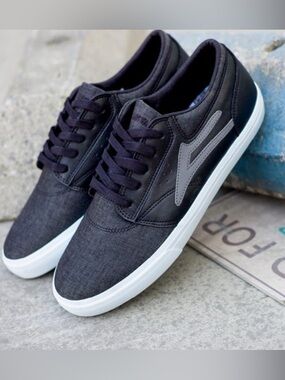 Lakai Workaholics Sneakers Men’s Black Skate Shoes Limited Edition